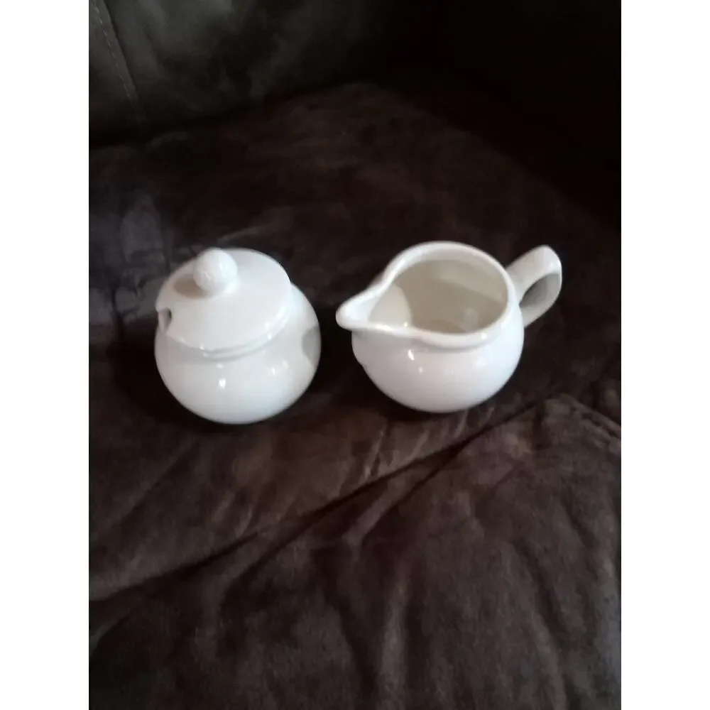 Vintage Ivory Creamer And Sugar With Lid Set Made In England